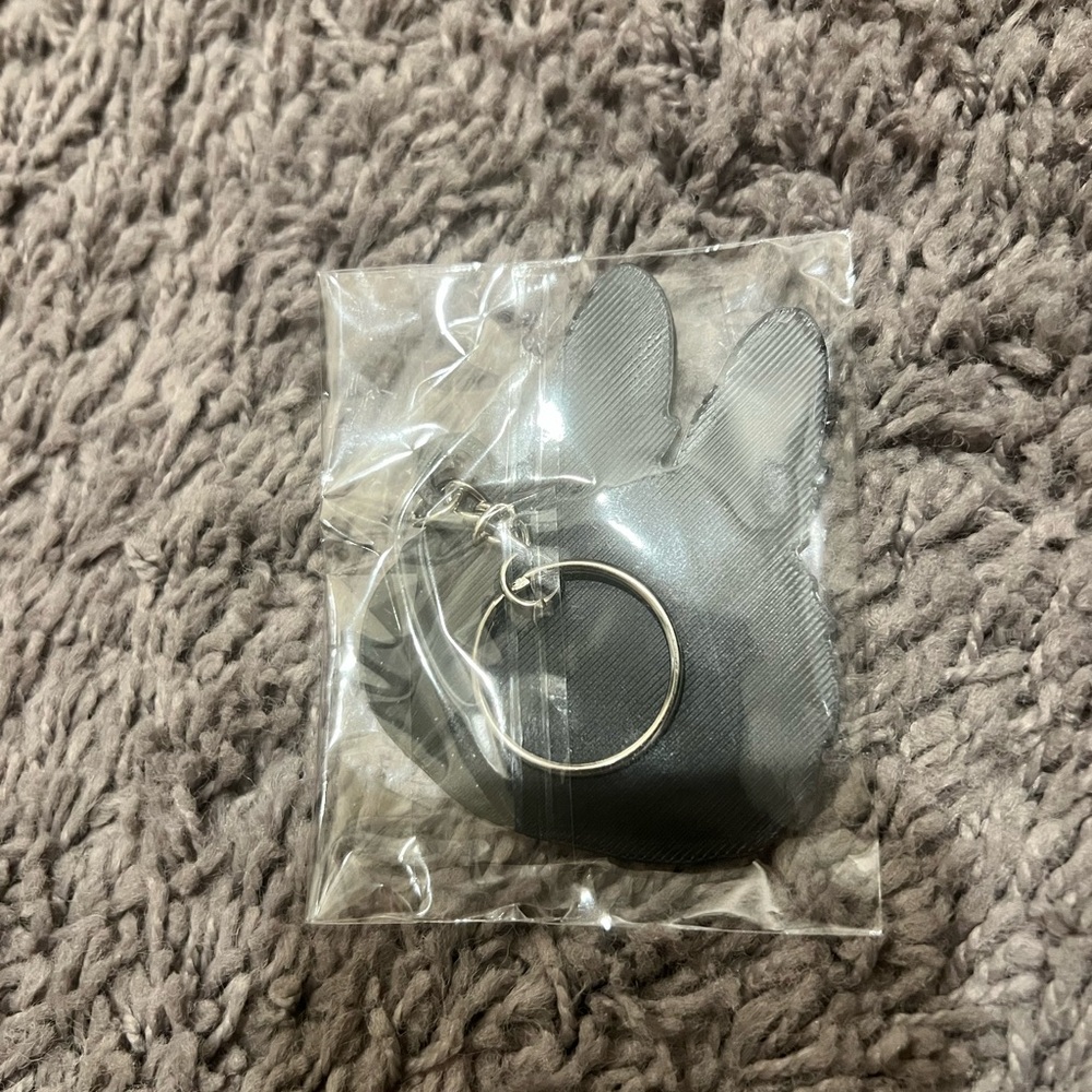 Handmade labubu keychain - Picture 2 of 2
